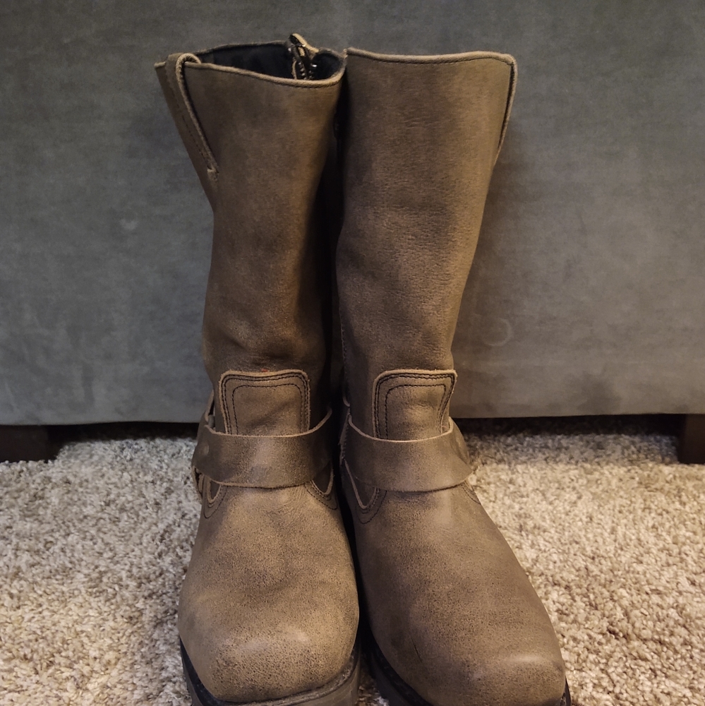Men's Size 13 harness boots